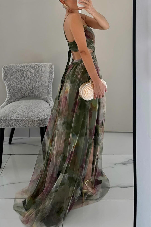 Elegantiška Maxi Suknelė su Nėriniu ir Rožių Spauda
