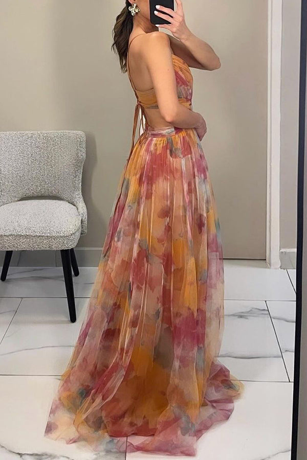 Elegantiška Maxi Suknelė su Nėriniu ir Rožių Spauda