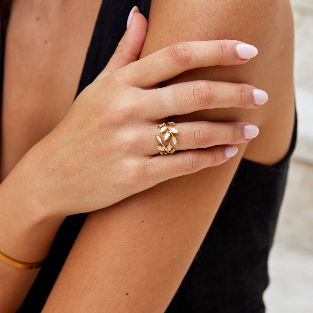 Amélie – Goldblatt Ring
