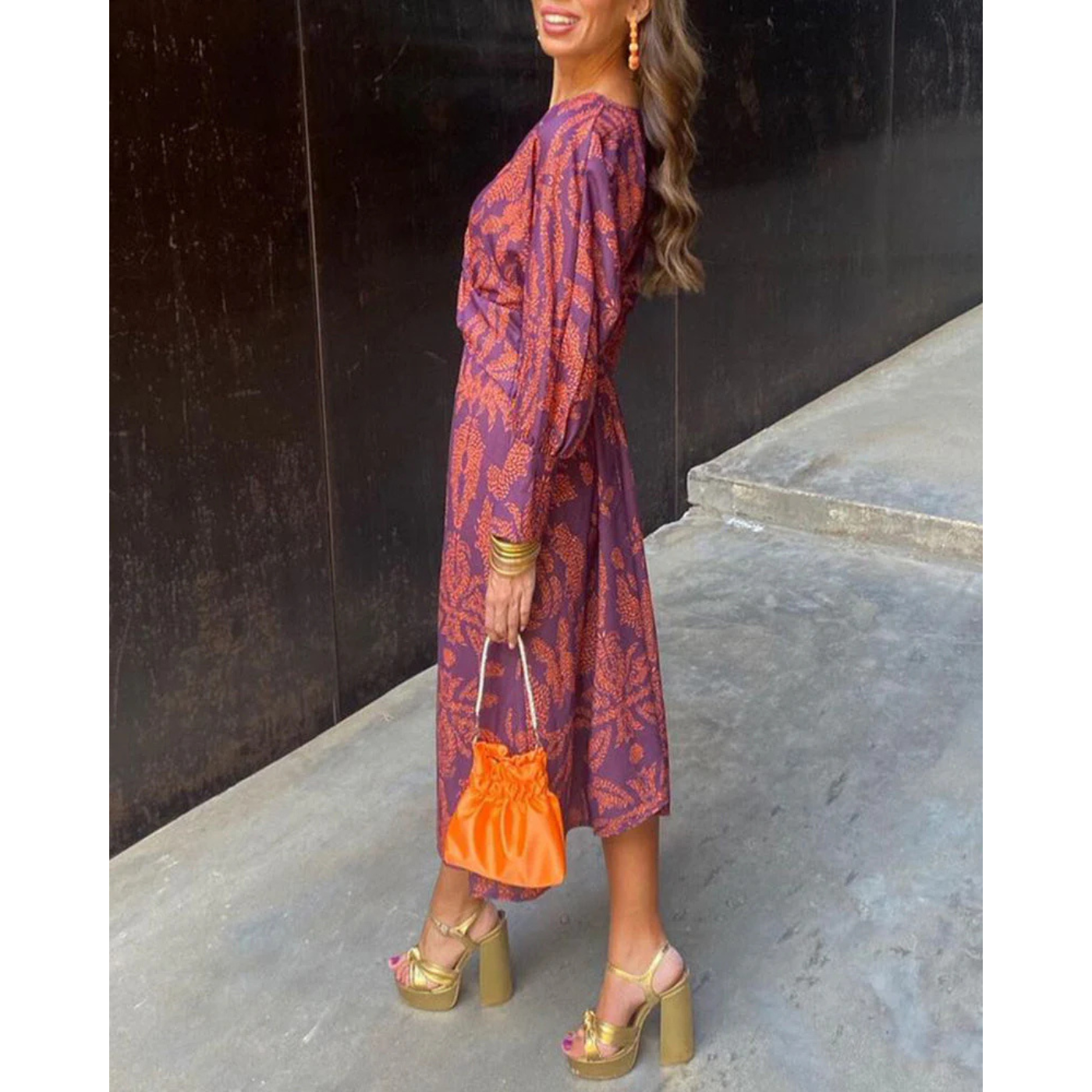 Élise Suknelė – Boho Stiliaus Elegancija su Išryškintu Siluetu