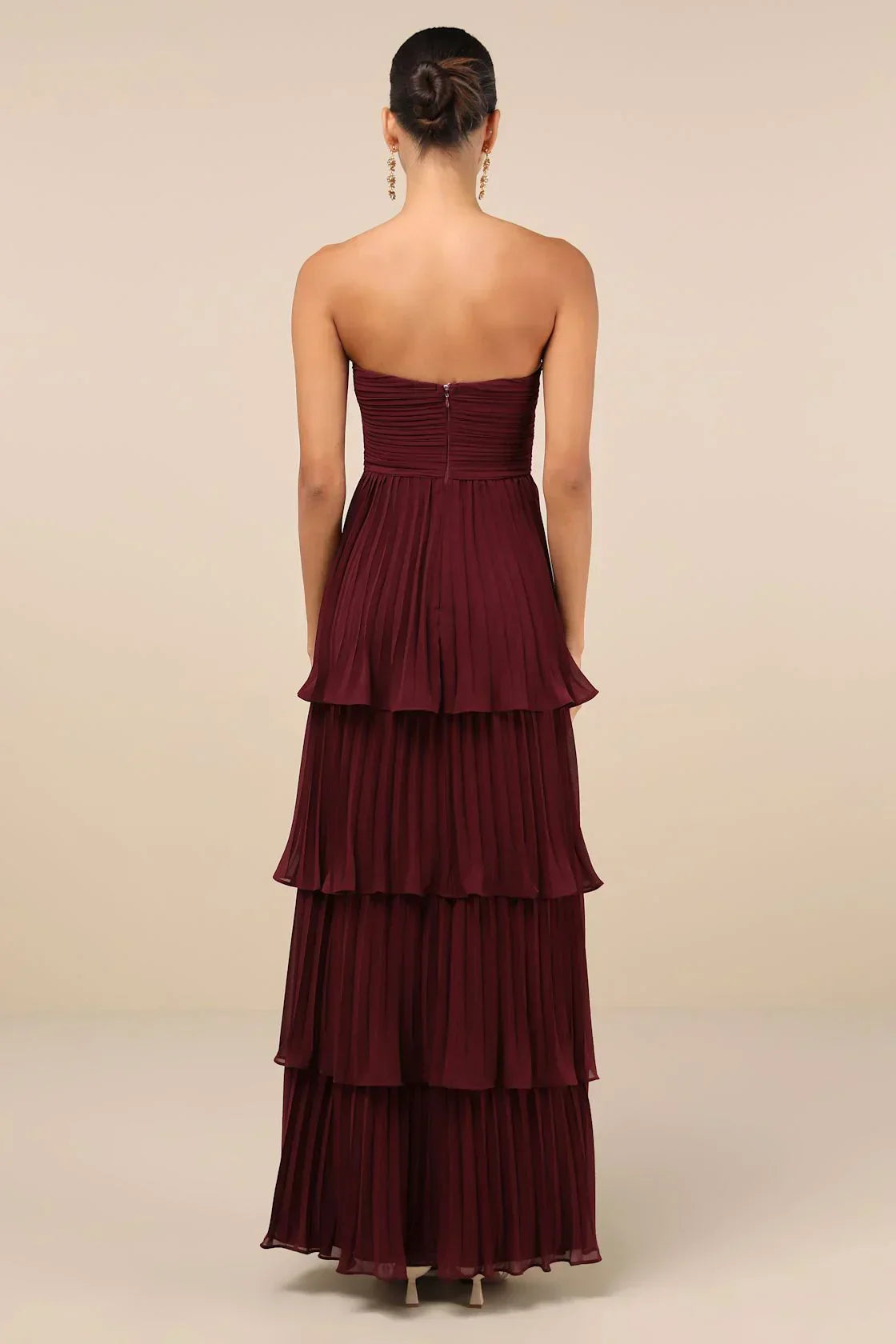Violetinė Simfonija Suknelė" can be rewritten as "Violet Symphony Dress.