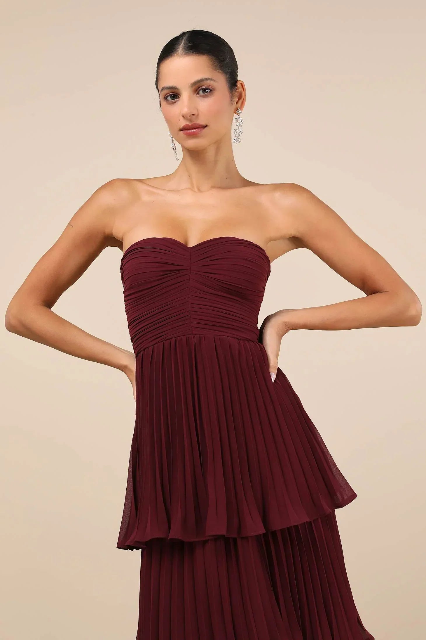 Violetinė Simfonija Suknelė" can be rewritten as "Violet Symphony Dress.