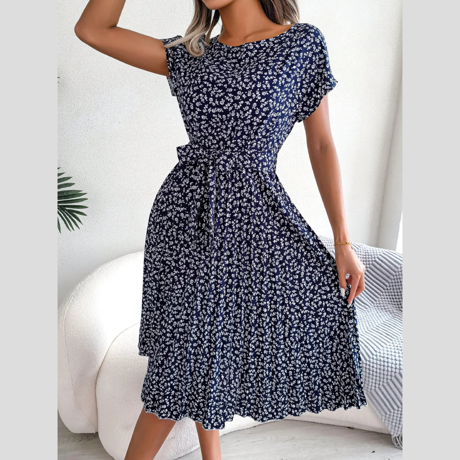 ALESSIA™ - Elegantiškas ir Kūno Formas Pabrėžiantis Suknelė