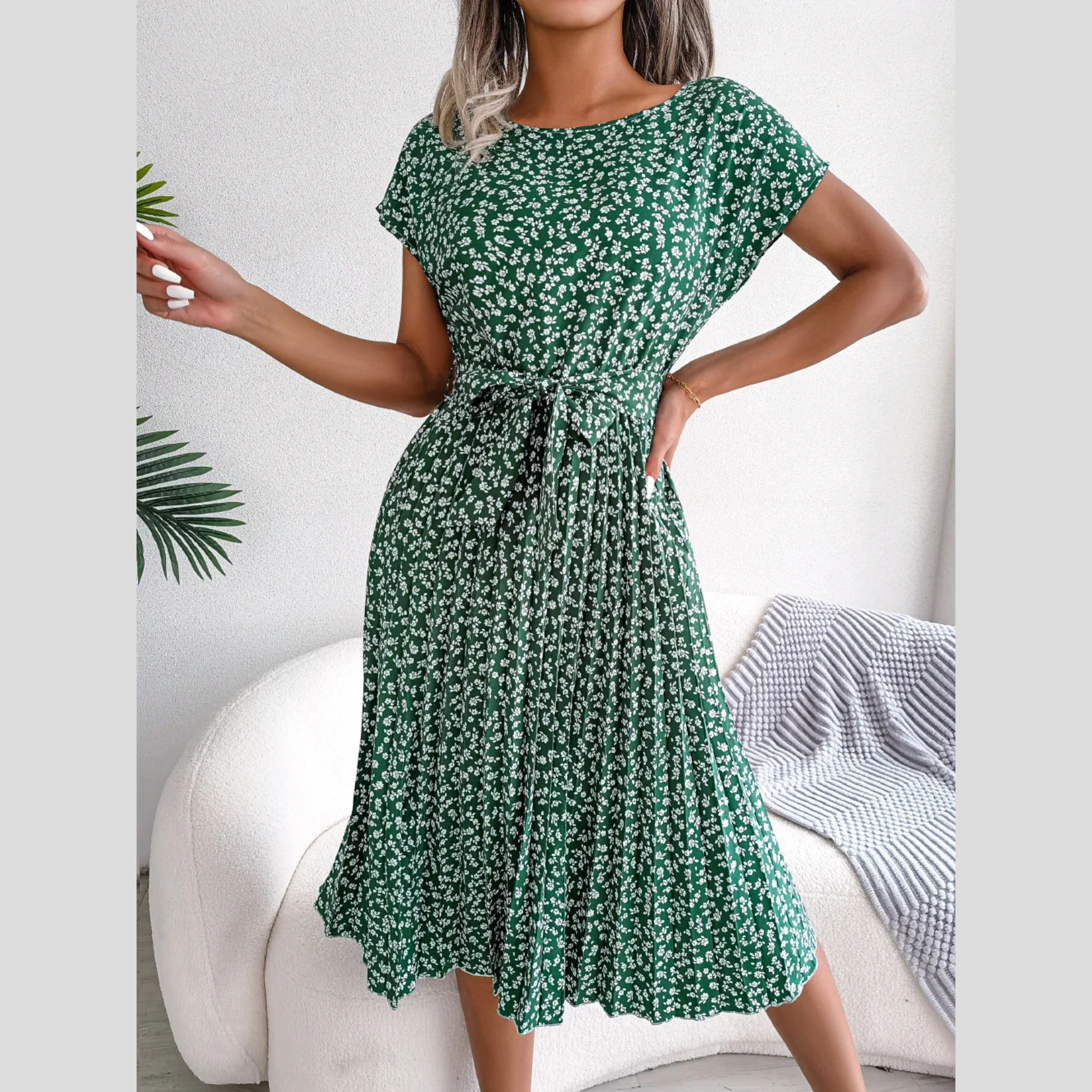 ALESSIA™ - Elegantiškas ir Kūno Formas Pabrėžiantis Suknelė