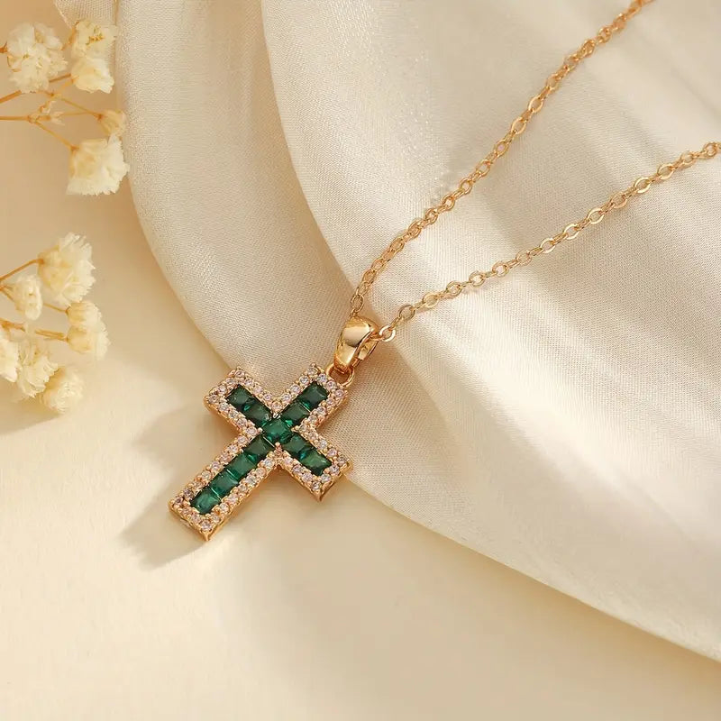 Collier Solene avec Croix en Émeraude