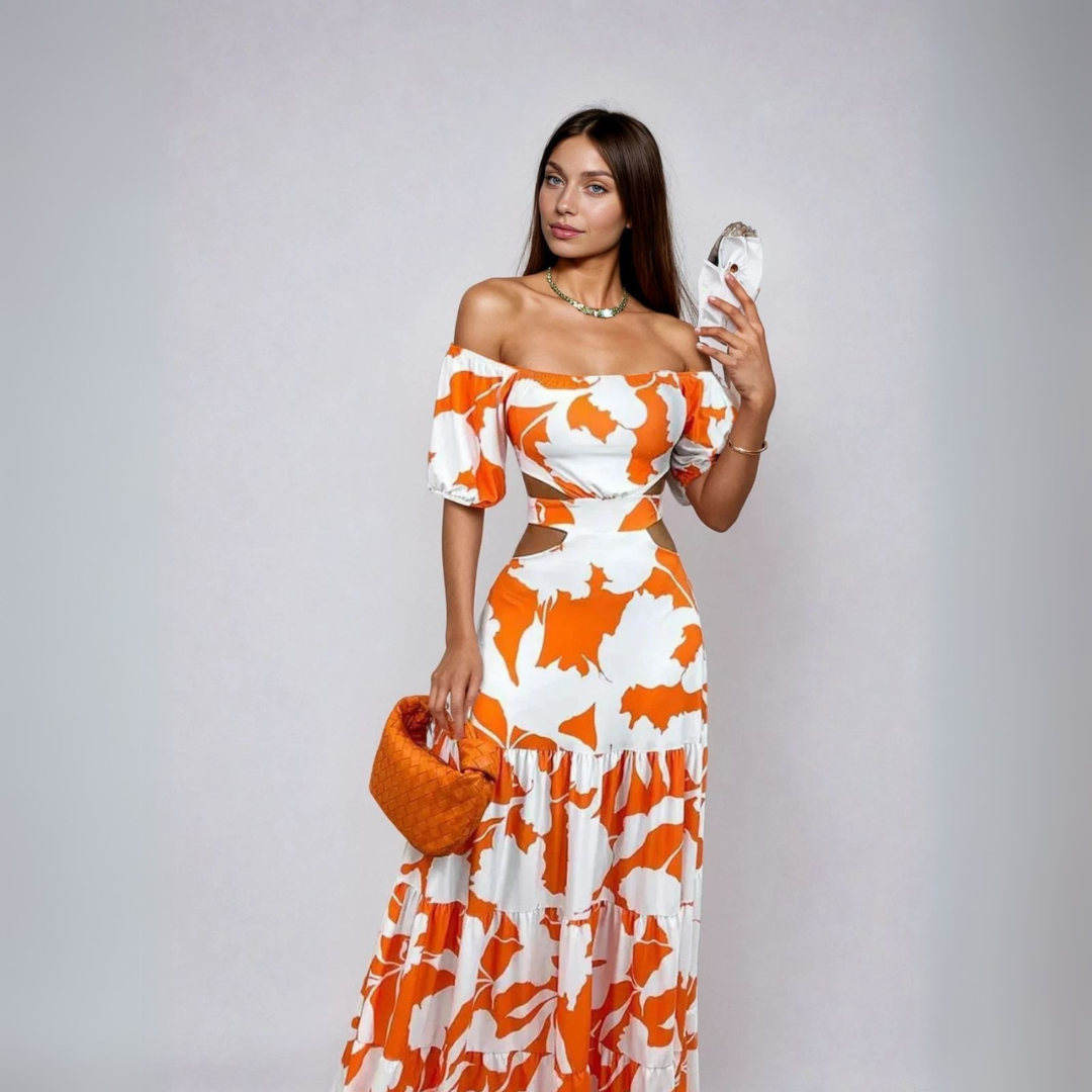 "Stella | Ilga Prigludusi Suknelė" could be rewritten as "Stella | Long Fitted Dress".