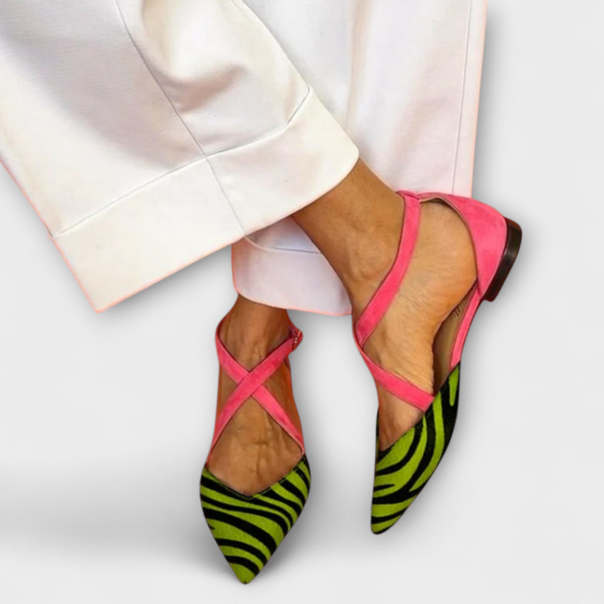 Fenna - Stylish Band Loafer