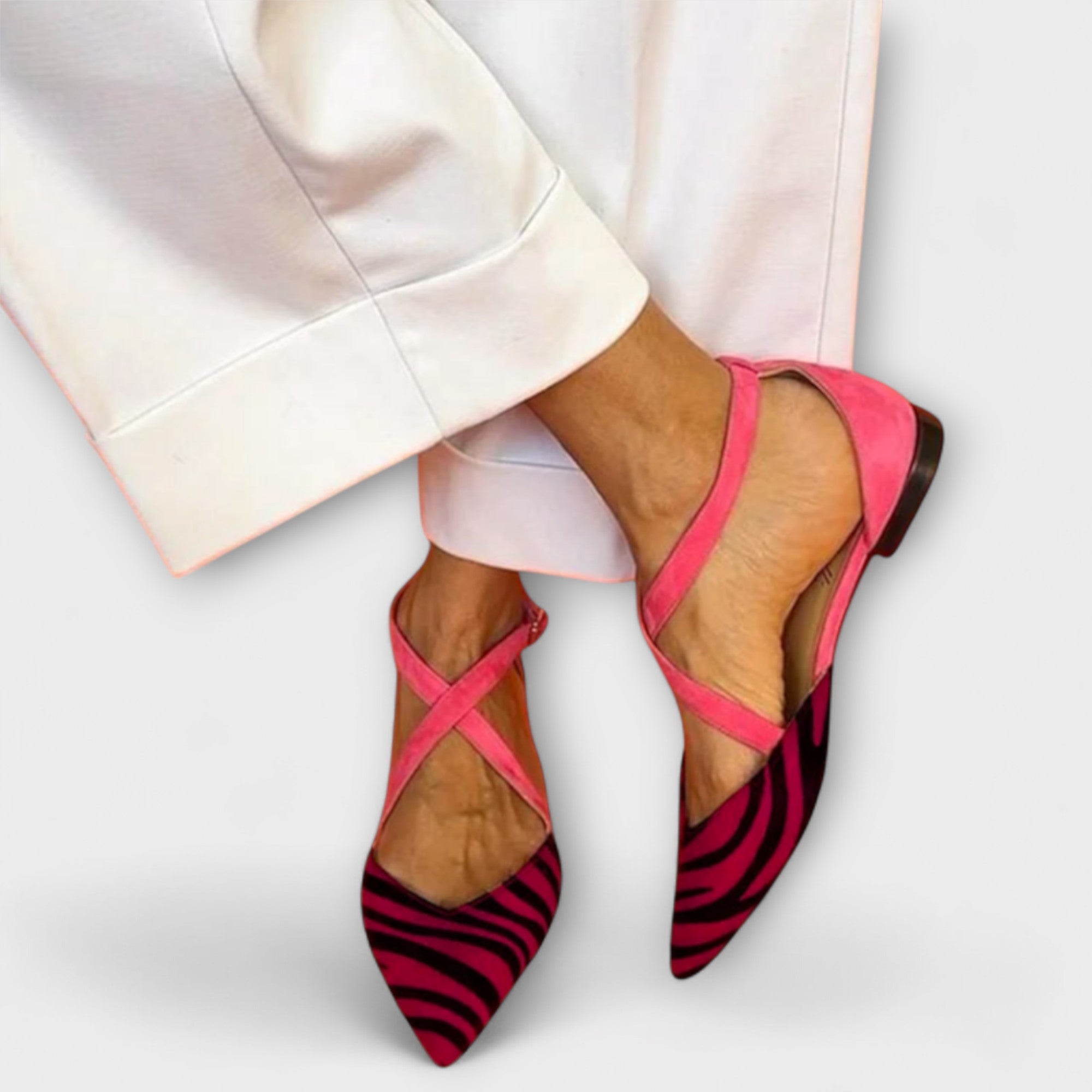 Fenna - Stylish Band Loafer