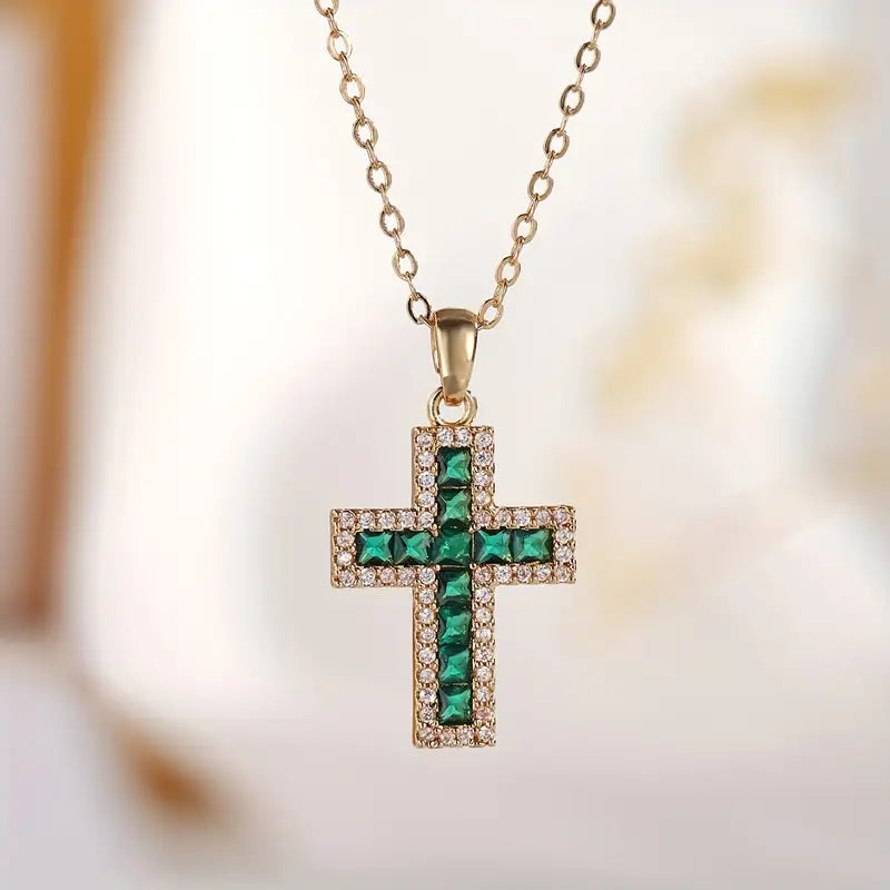 Collier Solene avec Croix en Émeraude