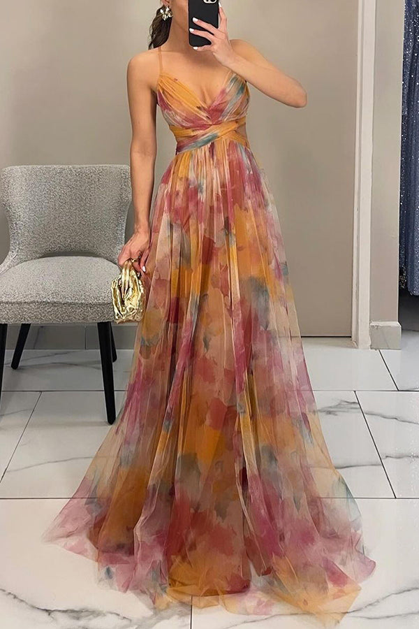 Elegantiška Maxi Suknelė su Nėriniu ir Rožių Spauda