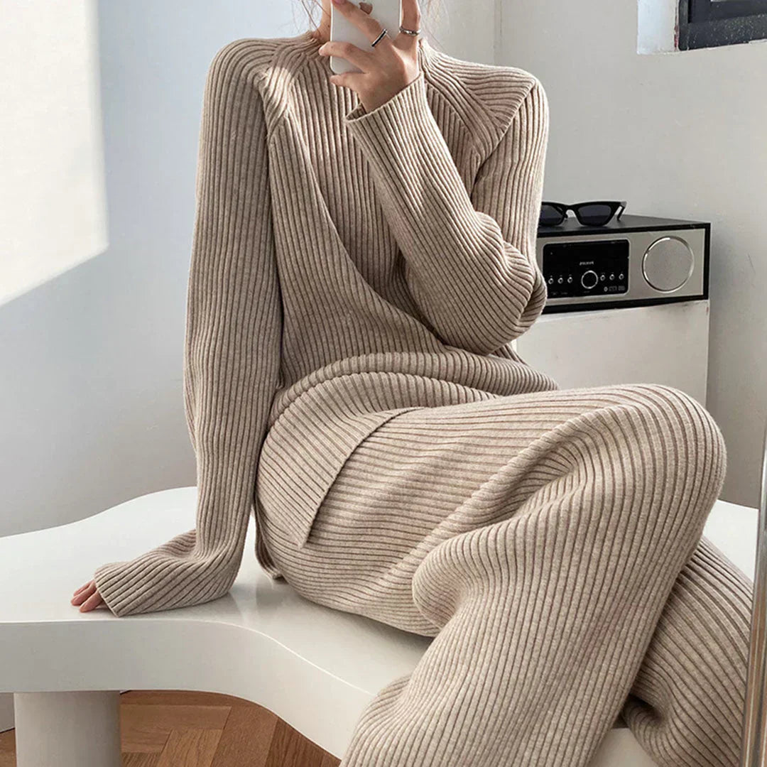 Holly | Modern Lounge Set
