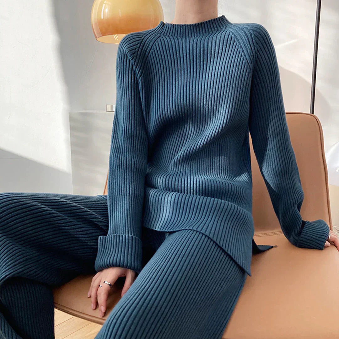 Holly | Modern Lounge Set