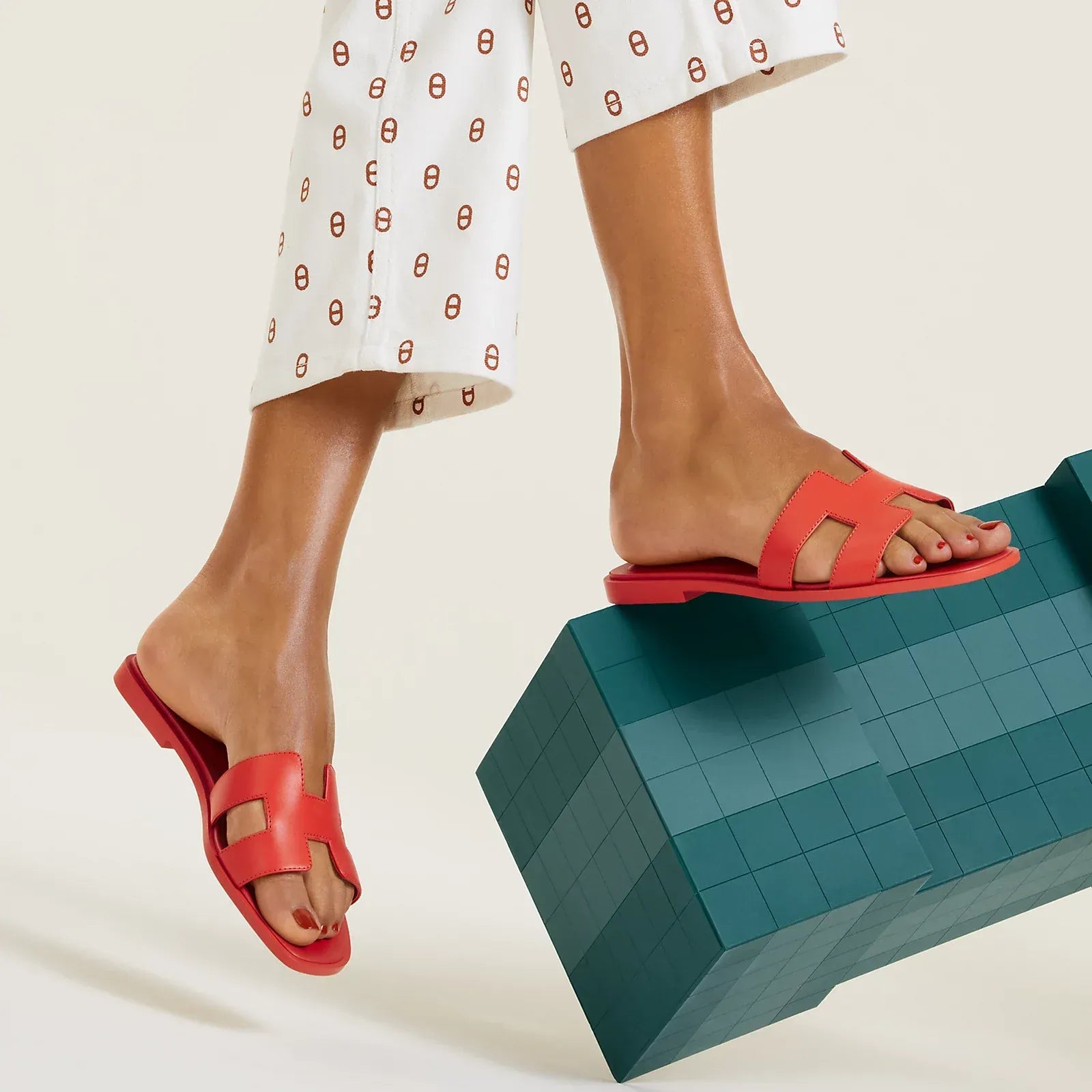 ARIS | Stilingi Elegantiški Sandalai