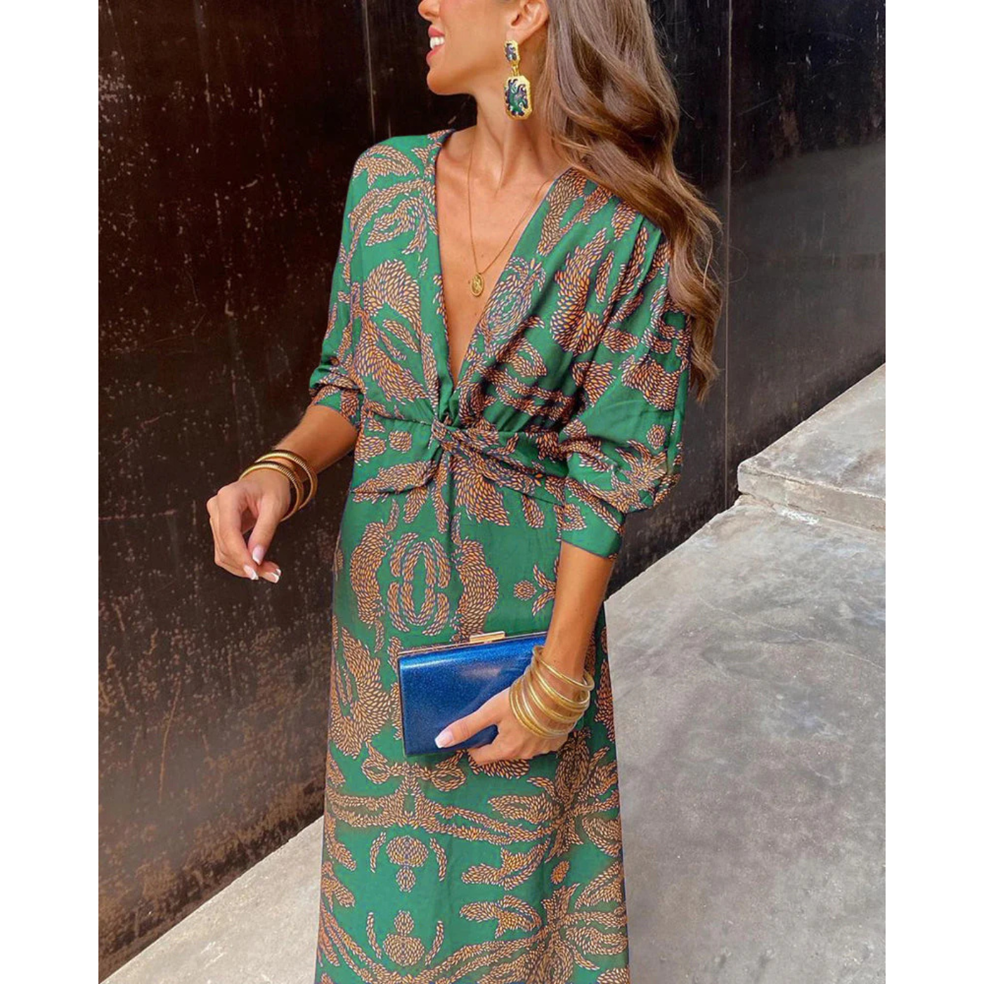 Élise Suknelė – Boho Stiliaus Elegancija su Išryškintu Siluetu
