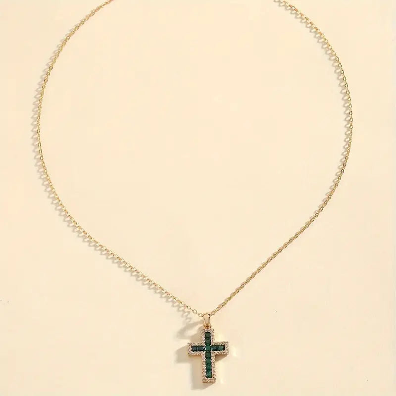 Collier Solene avec Croix en Émeraude