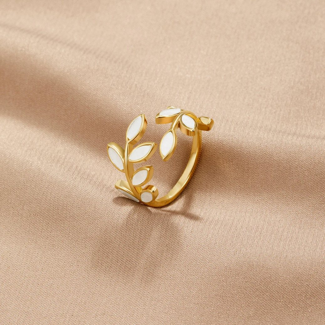 Amélie – Goldblatt Ring