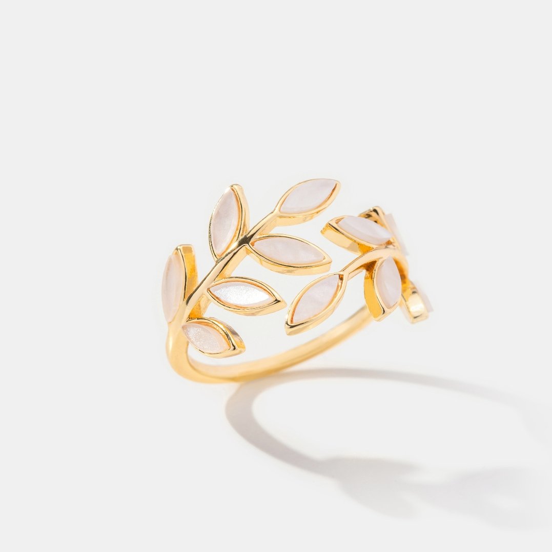 Amélie – Goldblatt Ring