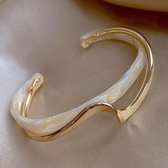 Gold Bracelet with White Opal